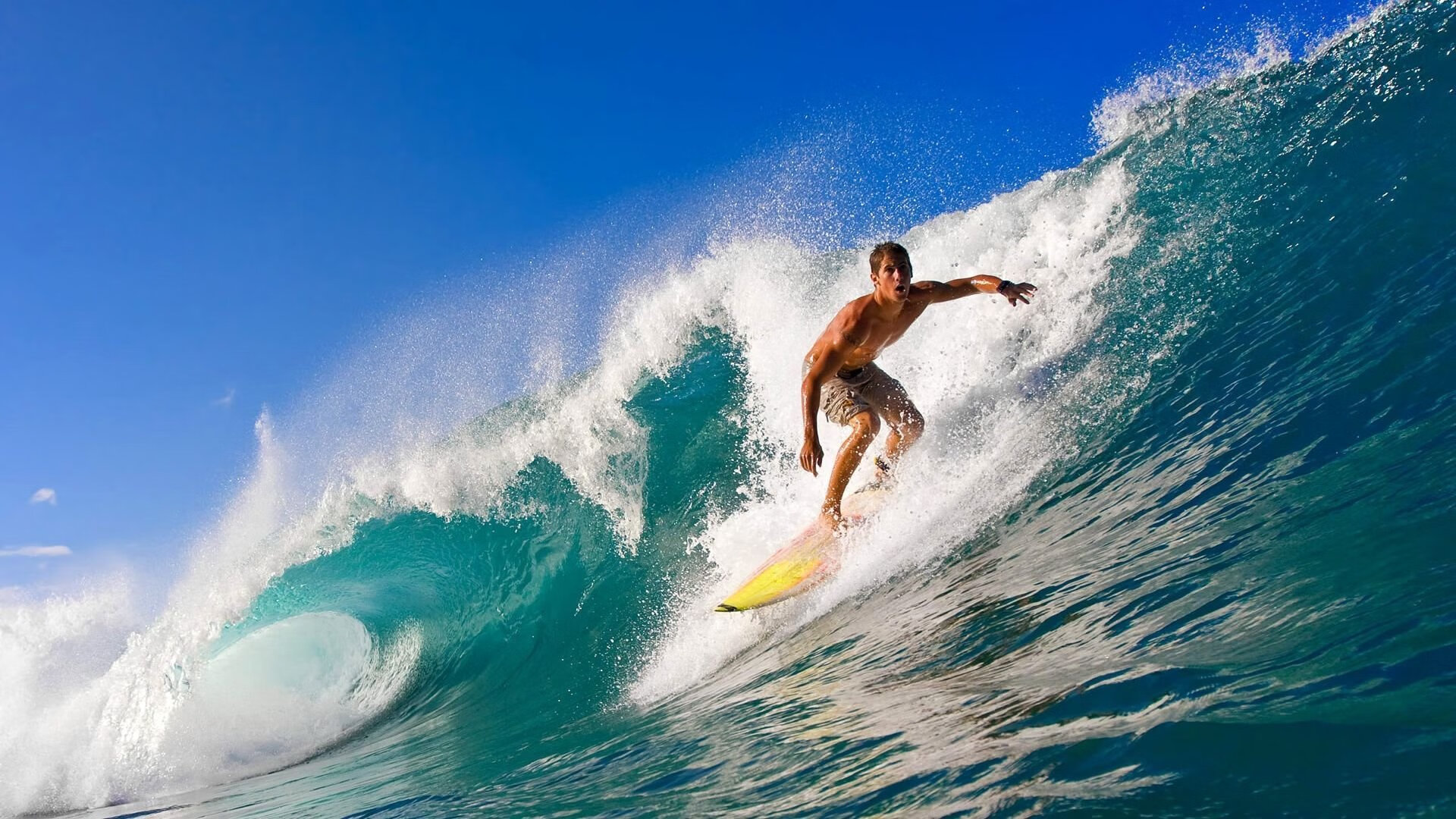 爱游戏体育-F1产业链的全球布局与发展，f1集团业务